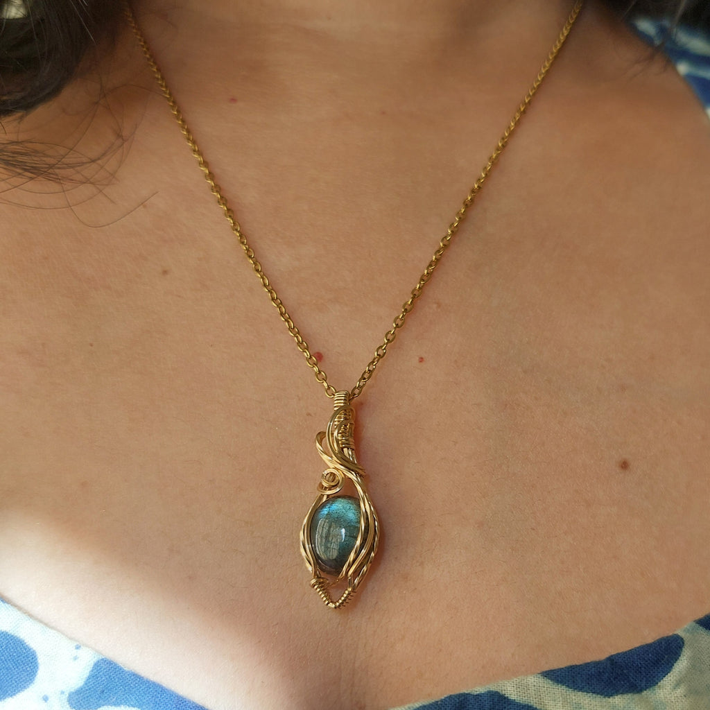 Blue flash labradorite wire wrapped handmade gold-filled pendant